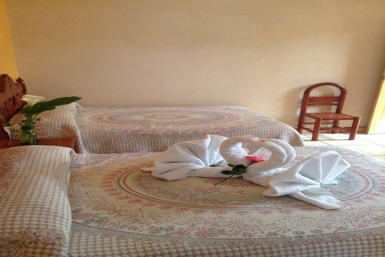 Hotel Posada Camelinas Patzcuaro Bagian luar foto