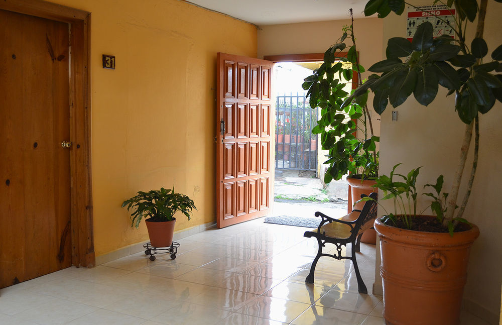 Hotel Posada Camelinas Patzcuaro Bagian luar foto